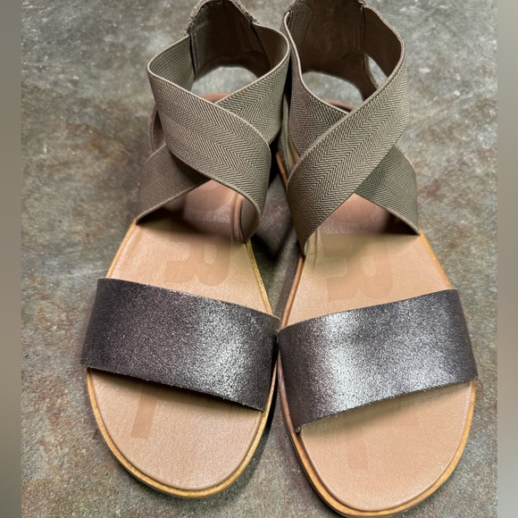 Sorel bronze leather sandals - Picture 5 of 5